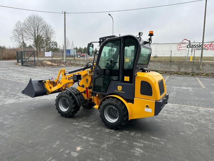 Gunter Grossmann GG09 + KUBOTA EURO 5 Wiellader of Shovel, Articles professionnels, Machines & Construction | Grues & Excavatrices