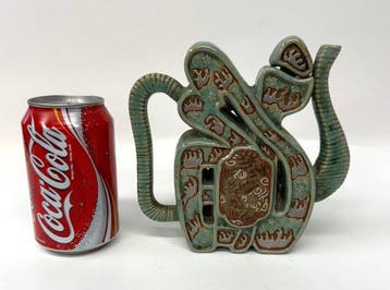 BIEN HOA THO teapot Indochina - early 20th century - Vietnam