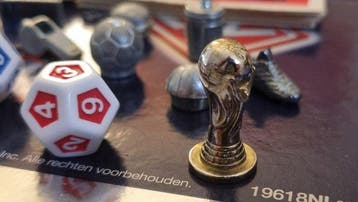 Hasbro - parker brothers - Jeu de société - Monopoly Fifa