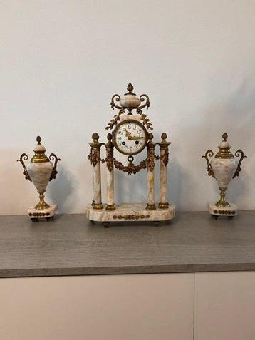 Klok en garnituur set (3) - Marmer, Messing - 1850-1900 -
