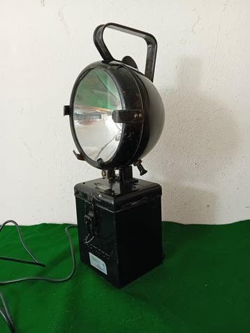 Boxh Eisemaam - EISEMAAM - Lamp - signaallamp - Staal, glas,, Antiek en Kunst