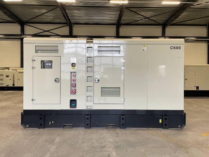 Cummins QSZ13-G10 - 600 kVA Generator - DPX-19847, Articles professionnels, Machines & Construction | Générateurs, Enlèvement ou Envoi