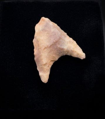 Musteriense vuursteen Werktuig - 5 cm - Mousteriaanse, Antiek en Kunst