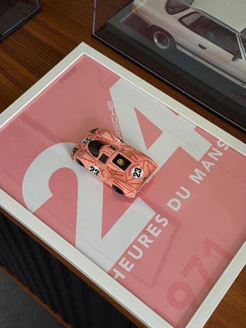 Voiture encadrée - Porsche - 917 Pink Pig Le Mans, Hobby & Loisirs créatifs