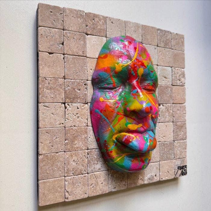 gregos - Colored Mockery on Bricks, Antiquités & Art, Art | Objets design