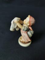 Goebel Hummel W Germany Hummel 321/4/0, Wash day - H.8cm -