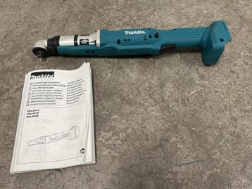 Veiling - Makita accu haakse momentsleutel 14,4V body DFL301, Nieuw