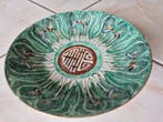 Assiette porcelaine Chine décor insectes caractère Shou