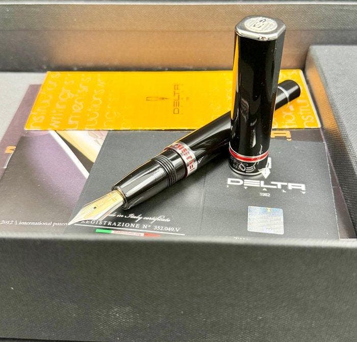 Delta - Fusion One - Vulpen, Collections, Stylos