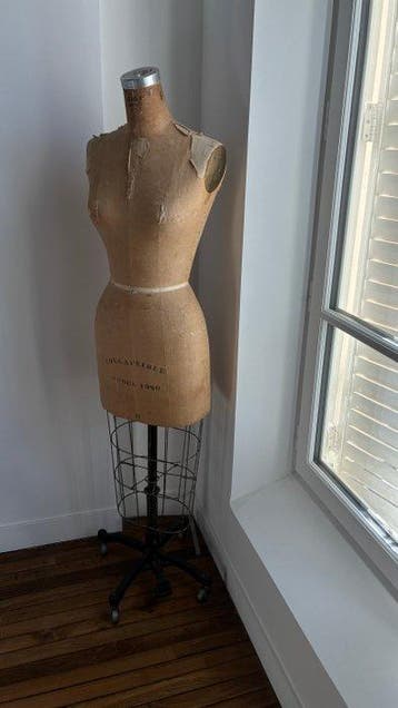 WOLF - Mannequin - Authentique mannequin haute couture WOLF