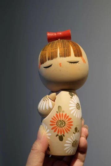 Aoki Reiwa - Beeldje,  - 13 cm - Hout