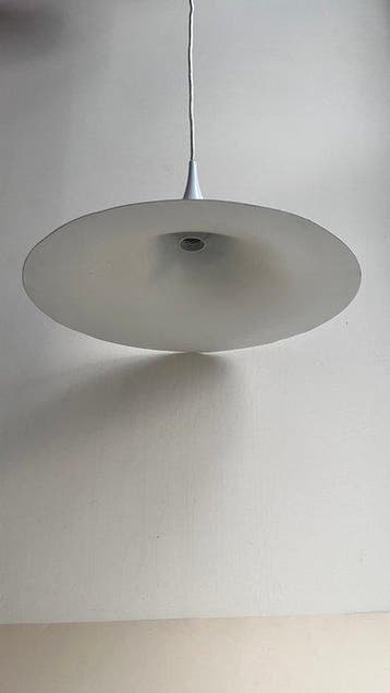 Lampe à suspendre - Métal laqué - Chapeau de la sorcière