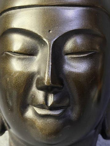 Cast Iron Crowned Maitreya Buddha Mask - Sculpture - Fonte -