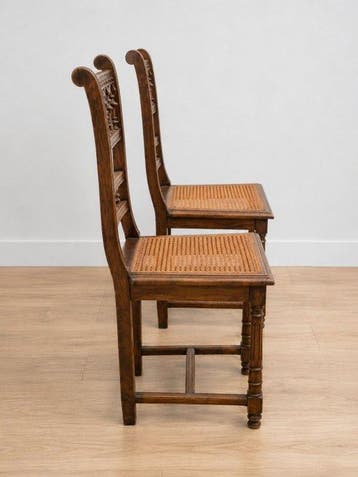 Chaise (2) - Noyer - Henri II cannage