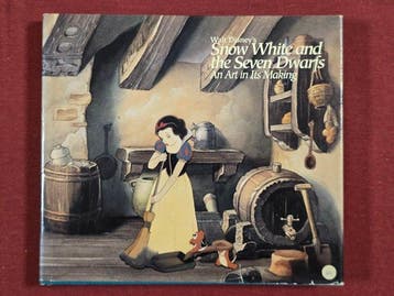 Walt Disneys Snow White And The Seven Dwarfs - An Art In, Nieuw