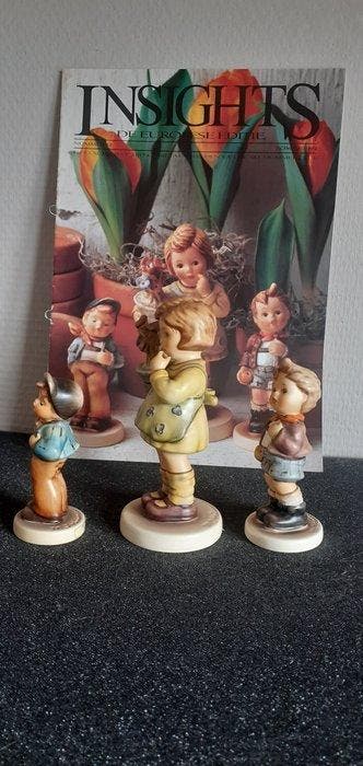 Goebel - Beeldje - Trio prachtige Hummeltjes ( 2 Exclusive