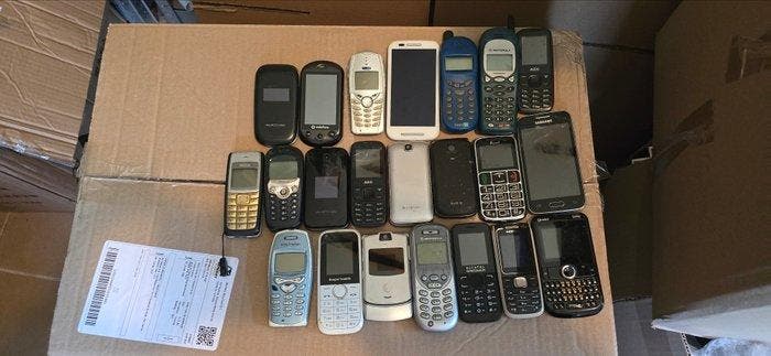 Nokia, Motorola, Samsung, Alcatel - Mobiele telefoon (22), Games en Spelcomputers, Spelcomputers | Overige Accessoires
