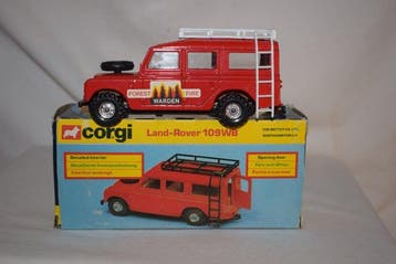 Corgi 1:43 - Voiture miniature - Land-Rover 109WB nr. 421, Nieuw