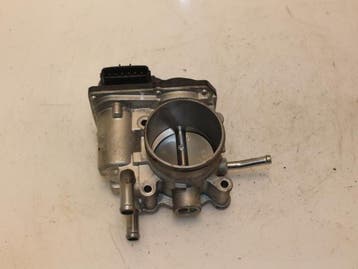 Gasklephuis Kia Carens O85936