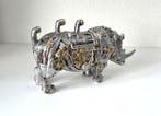 Saladin Buru - Beeld, Rhinoceros - 32 cm - hoogwaardig resin