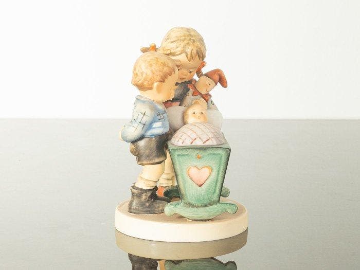 Goebel - M.I. Hummel - Figure - Das Große Ereignis / Blessed, Antiquités & Art, Curiosités & Brocante