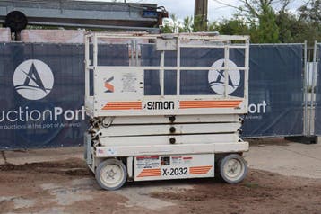 Veiling: Schaarlift Simon X-2032 Elektrisch 8.1m 1996, Ophalen