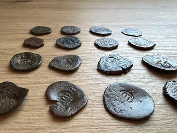 Espagne. Lote de 16 monedas españolas de cobre, compuesto