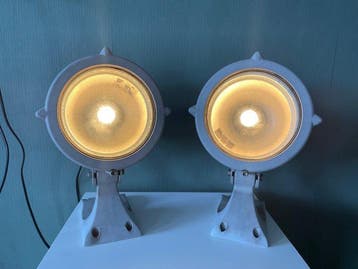 ARES Illuminotecnica Italy - Lamp (2) - Aluminium, Metaal,, Antiek en Kunst