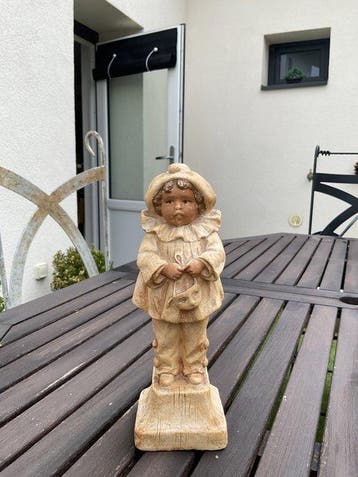 aristide de ranieri - Beeldje, Enfant au masque - 24 cm -