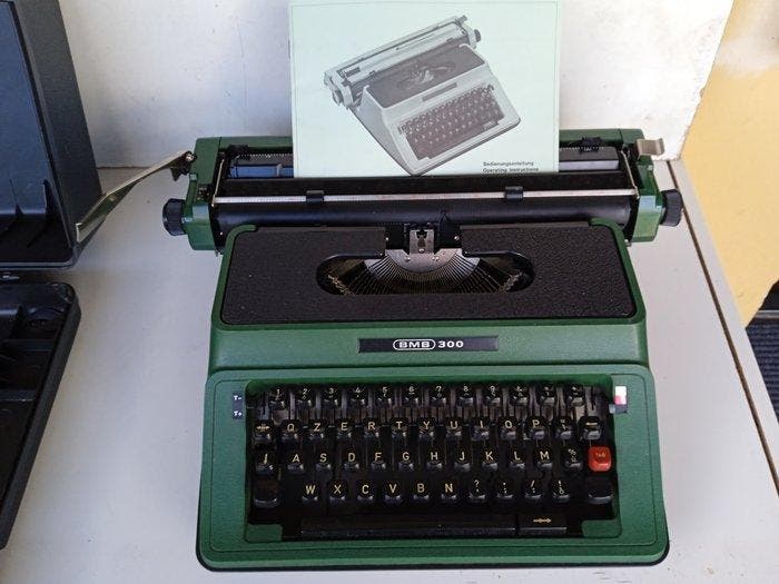 BMB 300 - Typemachine - 1970-1980, Antiek en Kunst, Kunst | Designobjecten