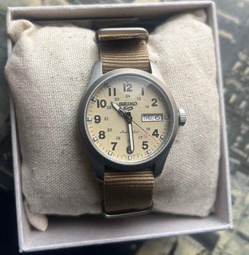 Seiko - Sans prix de réserve - SRPJ83K1 - Automatic - 36 mm, Handtassen en Accessoires, Horloges | Heren, Nieuw