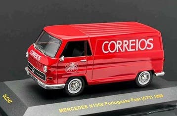 IXO 1:43 - Modelauto - Mercedes N1000 Portuguese Post (CTT)