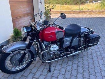 Moto Guzzi - V7 - 700 cc - 1967