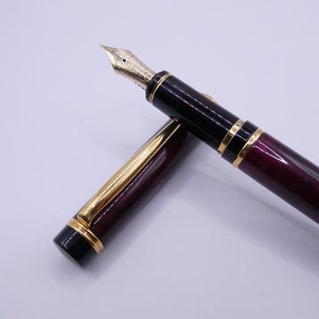 Pilot - Pilot Grance Fountain Pen Red Marble Gold Trim, Nieuw