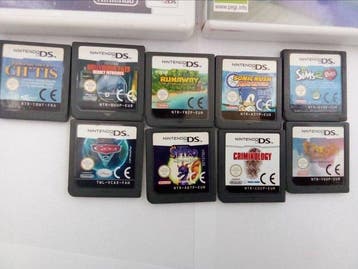 Nintendo - 3DS - Lot jeux Nintendo 3DS et cartouches