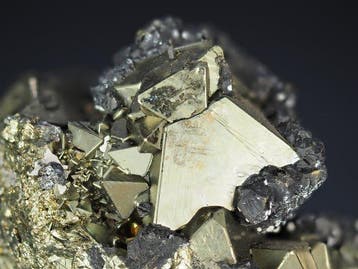 Pyrite avec sphalérite Incroyables cristaux octaédriques -, Collections