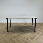 Gispen verstelbaar bureau / tafel 160x80 cm, grijs - zwart, In hoogte verstelbaar, Gebruikt