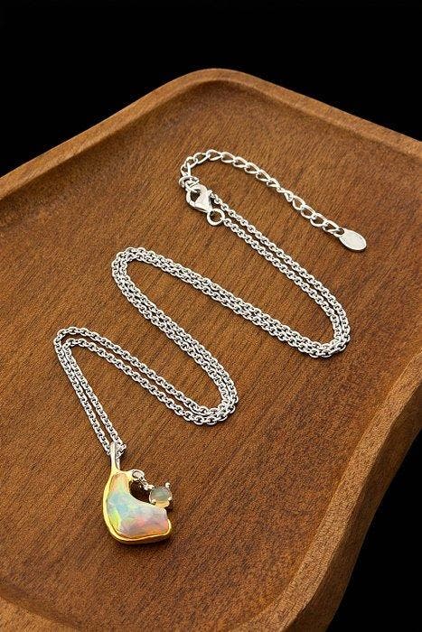 Opaal - Zilver - Halsketting - Opal Glow, Verzamelen, Mineralen en Fossielen