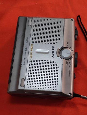 Sony - TCM-500 Draagbare cassettespeler, Audio, Tv en Foto, Radio's, Nieuw