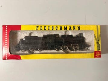 Fleischmann H0 - 1351F - Locomotive à vapeur avec tender (1), Hobby & Loisirs créatifs, Trains miniatures | HO