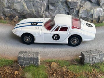 Re-Edition Corgi Toys 1:43 - Modelauto - Marcos 1800 with, Nieuw