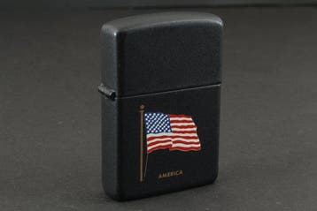 Zippo - Black Matte America Flag - Zakaansteker - metaal