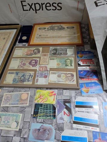 Italië, Verenigde Staten. Lotto 200 monete e banconote