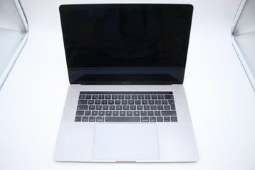 Rare find: Lot of 3 Apple MacBook Pro 15 Touchbar (2018) |, Nieuw