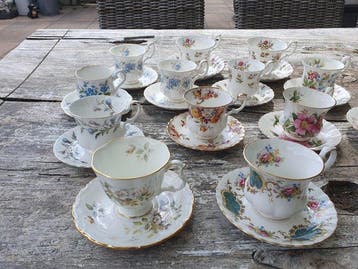Royal Albert - Service de table (14) - Os, Porcelaine, Antiek en Kunst