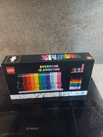 Lego Set - 40516 - Minifigures - Everyone is Awesome