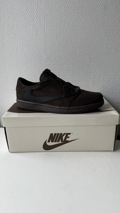 Nike - Jordan 1 Low Travis Scott Velvet Brown - Sneakers -, Kleding | Heren, Schoenen