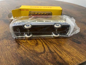 Dinky Toys 1:43 - Voiture miniature - Autocar Chausson