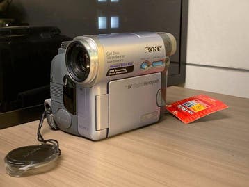 Sony DCR-TRV22E Mini DV-DV camera