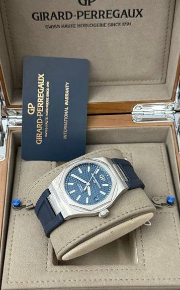 Girard-Perregaux - Laureato - 81010 - Heren - 2018, Nieuw